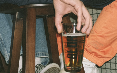 Gefährdet Alkohol die Beziehung?